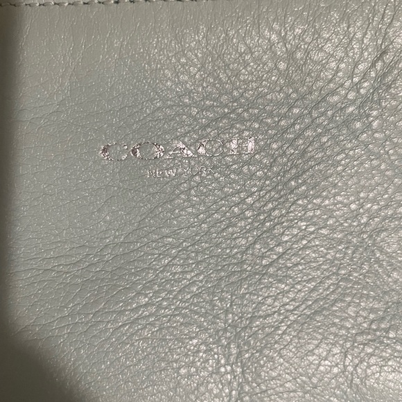 COACH bag Beautiful and unique shoulder bag - Picture 2 of 14